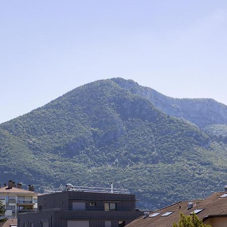 Appartement Studio avec vue sur Montagne à Annecy Extérieur photo