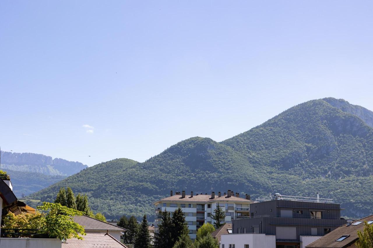 Appartement Studio avec vue sur Montagne à Annecy Extérieur photo