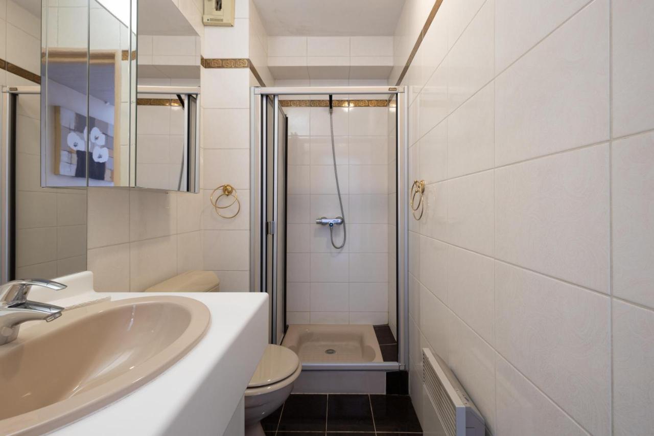 Appartement Studio avec vue sur Montagne à Annecy Extérieur photo